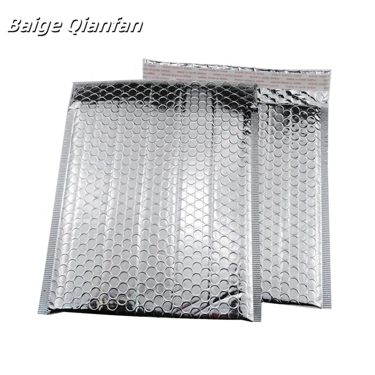 Busta postale imbottita con busta imbottita in lamina d'argento